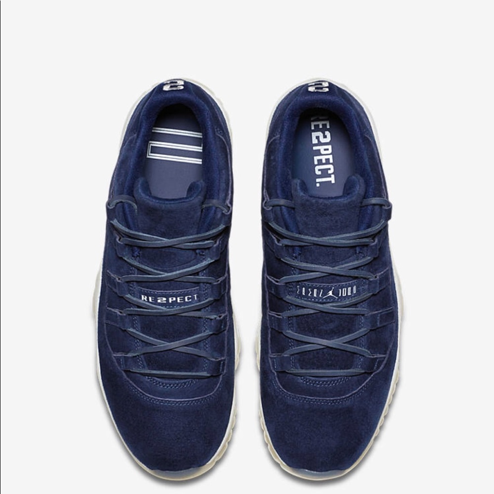 SOLD Jordan 11 Jeter Low size 9 Mens 100% - Picture 5 of 7